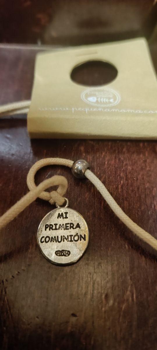 Medalla Colgante Comunión Pequeña Moma
