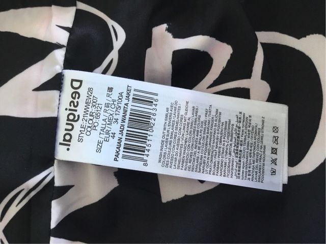 Chaqueta roja Desigual