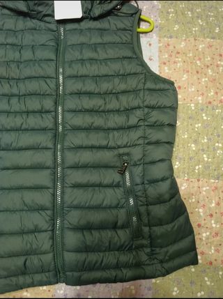 Chaleco acolchado Just Woman verde oliva