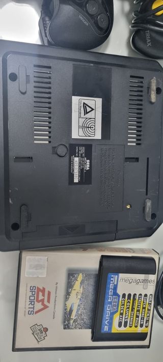 Sega Mega Drive II - Consola Retro