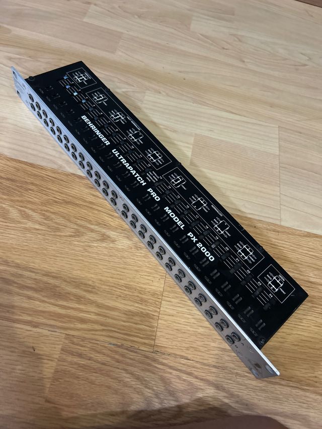Behringer Ultrapatch Pro PX2000