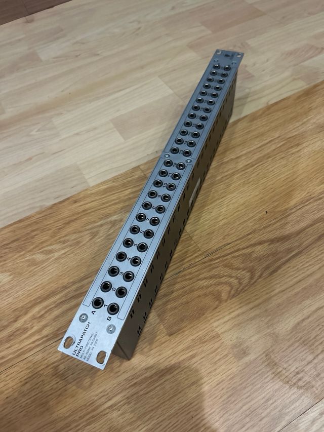 Behringer Ultrapatch Pro PX2000