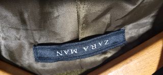 Abrigo Zara Man verde kaki talla L
