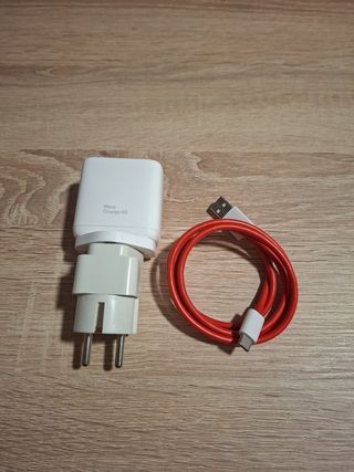 Cargador OnePlus Warp Charge 65W