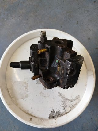 Bomba inyectora Bosch Peugeot 2000 HDI