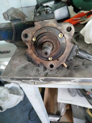 Bomba inyectora Bosch Peugeot 2000 HDI