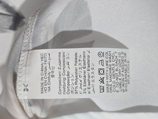 Blusa de manga corta blanca estampada