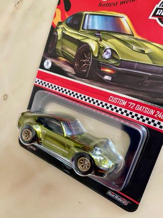 Hot Wheels Datsun 240Z - Red Line