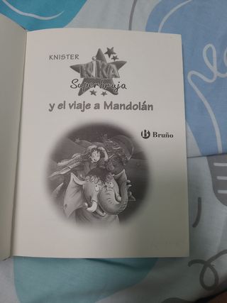 Kika Superbruja y el viaje a Mandolán (Kika Sup...