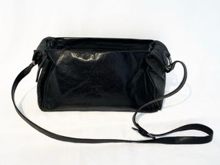 Bolso bandolera cuero negro