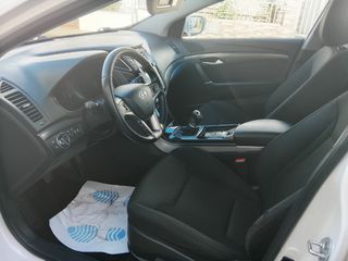 Hyundai i40 2012