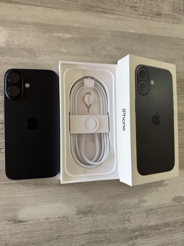 iPhone 16 Negro 128GB 20/8/2025 0 ciclos factura