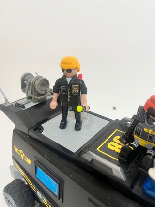 Furgón Playmobil policía