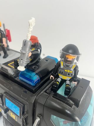 Furgón Playmobil policía