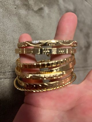 Pulseras doradas - Juego de 7
