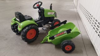 Trattore Claas Arion 410 giocattolo