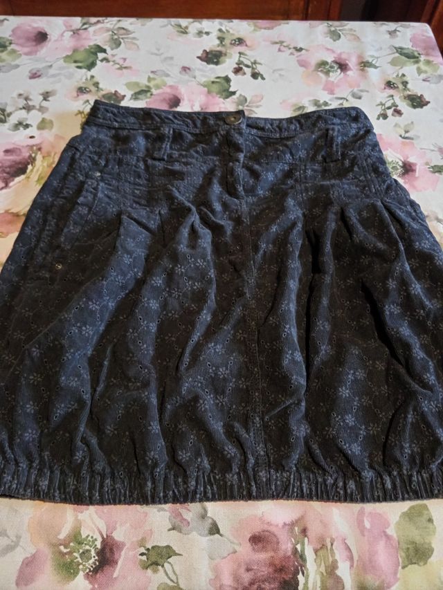 Gonna corta velluto nero