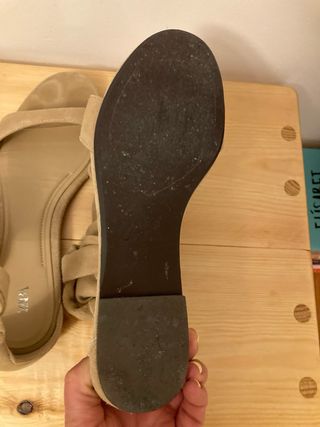 Sandalias Zara beige tiras