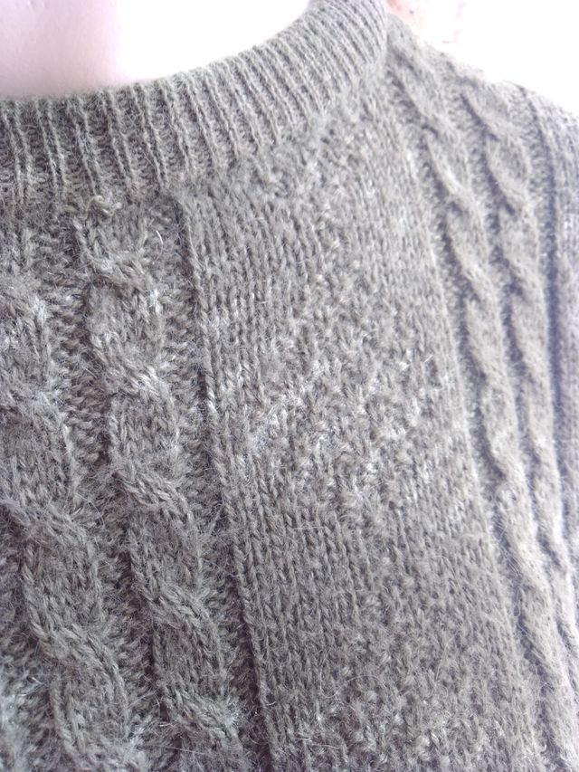 Suéter de lana verde oliva talla  4 XL-5XL 