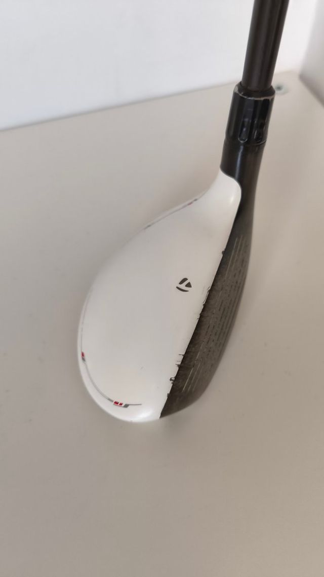 Híbrido TaylorMade Rescue Senior