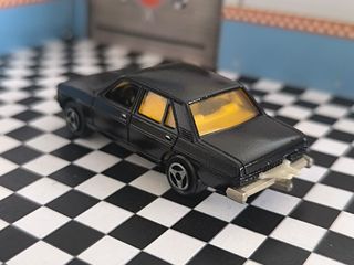  Peugeot 604 reformado majorette