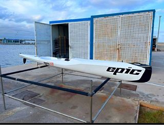 Kayak Epic V8 - surski