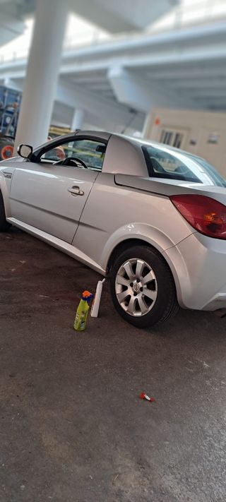 Opel Tigra 2006