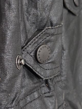 Chaqueta Barbour negra entretiempo