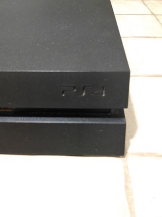 PS4 (PlayStation 4) - Console

