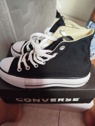 Converse negras talla 36 - nuevas