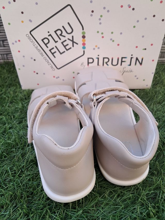 Sandalias barefoot PiruFlex Número 26