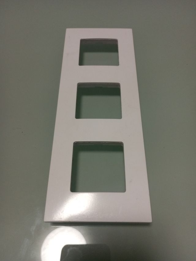 Marco 3 elementos Simon 27 Play