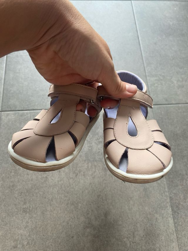 Sandalias Blanditos bu crios, talla 24, rosa.