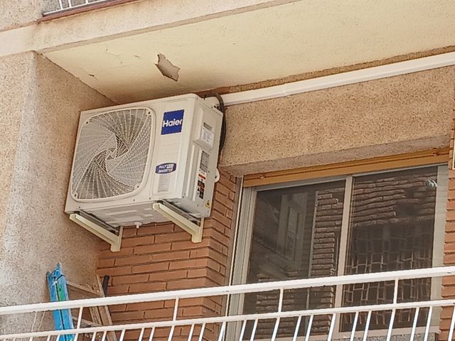 Lampista.y Fontanería#gaz  Mas air-conditionado y