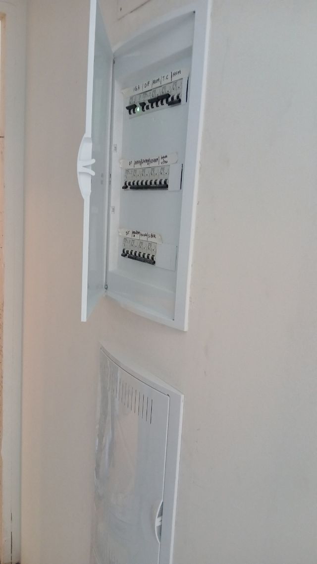 Lampista.y Fontanería#gaz  Mas air-conditionado y