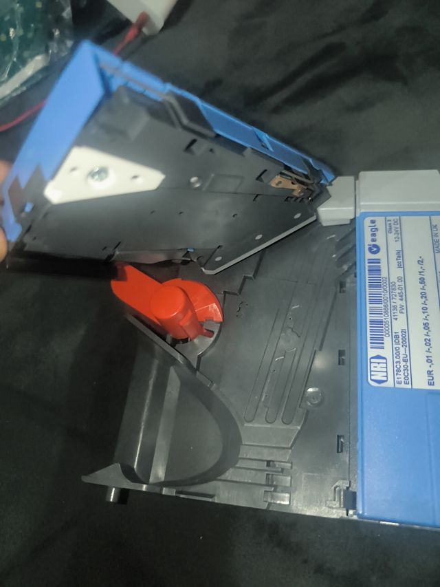 Validador Monedas Crane Payment Innovations