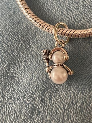 Charm muñeco nieve 