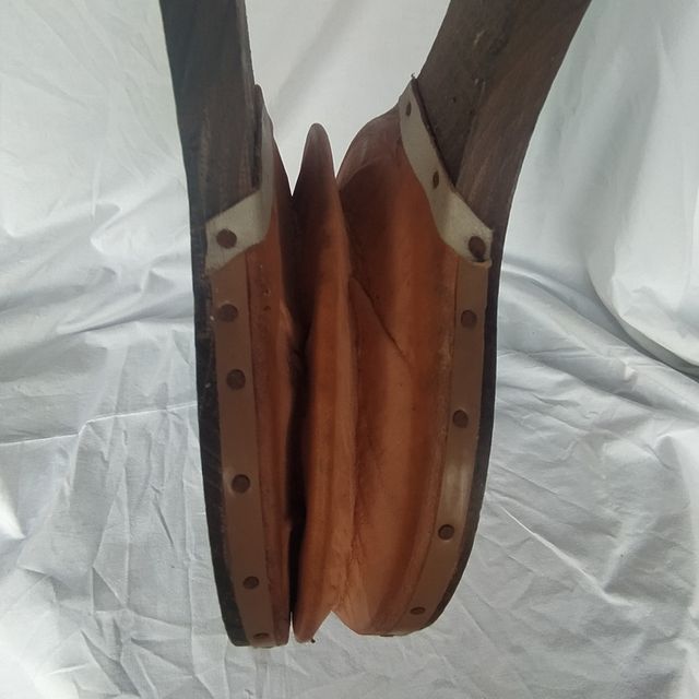 Fuelle antiguo de madera