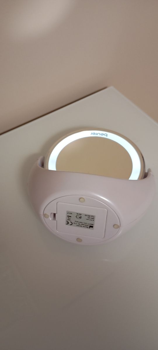 Espejo Beurer c/ luz LED - aumento