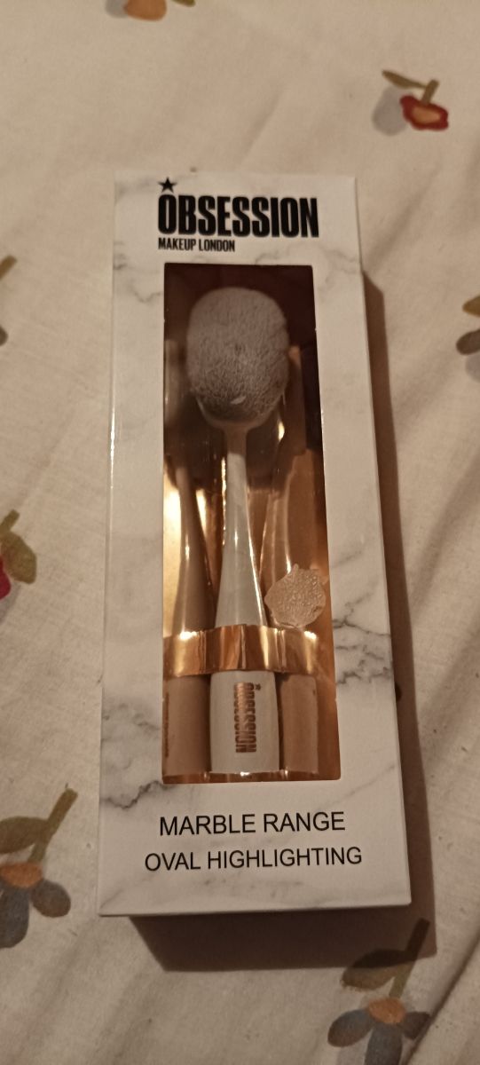 Brocha iluminadora OBSESSION Makeup London