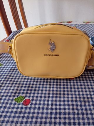 Bolso U.S. Polo Assn. amarillo