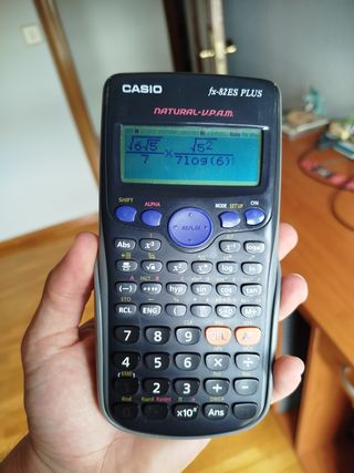 Casio fx-82ES Plus - calculadora
