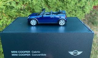 Mini Cooper Cabrio in scala 1:43