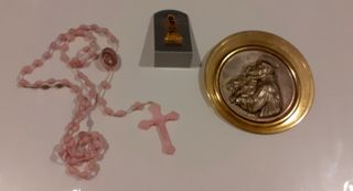 Set rosario rosa + 2 oggetti sacri vintage 