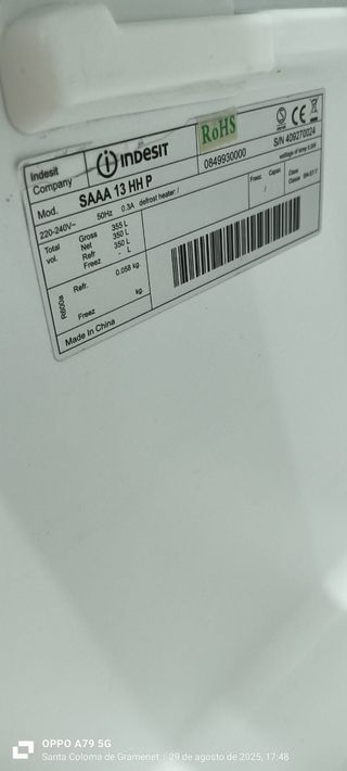 Nevera Indesit - de una puerta 
No Frost 