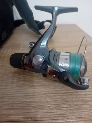 Bolso Geologic lleno de kit de pesca y carrete 