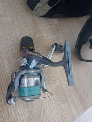 Bolso Geologic lleno de kit de pesca y carrete 