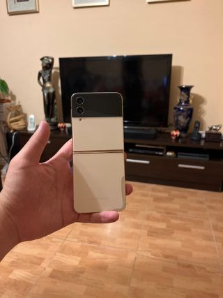 Samsung Galaxy Z Flip 4 - 256 GB - Oro