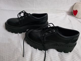 Zapatos Stradivarius negros