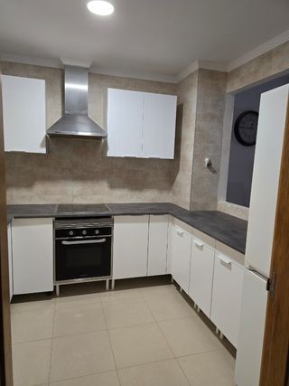 CARPINTERO. 
Tu cocina nueva económica desde €2000